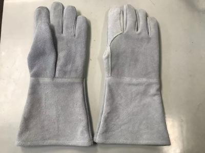China EN407 Heat Resistant Mig Welding Gloves Cowsplit Material for sale