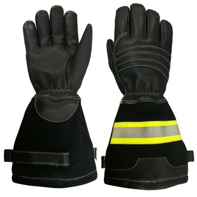 China Long Cuff EN388:2016 Firefighter Gloves With Reflective Tape for sale