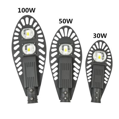 China CE Certificated AC 220V Electric outdoor IP65 100W Waterproof LED Street Lights for road use for sale