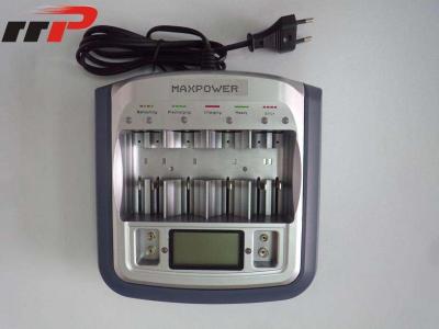 China Carregador de bateria Ni-CAD/MH universal do tamanho do AA AAA com indicação digital à venda