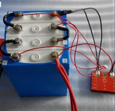 China bateria do lítio LiFePO4 de 12V 60AH para o sistema solar e das energias eólicas à venda
