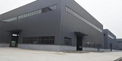 Chine Logistique entrepôt de structure en acier espace préfabriqué sismique/résistant au vent à vendre