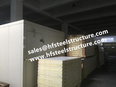 中国 鋼鉄壁低温貯蔵およびフリーザーのための物質的なポリウレタン冷蔵室のパネル 販売のため