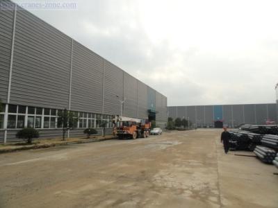 China Prefab House Earthquake Proof Light Industrial Steel Buildings With Q235, Q345 for sale