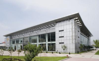 China Edificios industriales del acero estructural mezclados con diseño y la fabricación concretos en venta