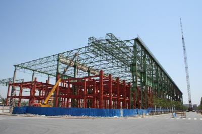 Cina Supporti strutturali di montaggi prefabbricati dell'acciaio per costruzioni edili della tettoia e del capannone in vendita