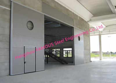China Large Openings Vertical Sliding Industrial Garage Doors Motorised Heavy Sliding Doors With Steel Track for sale