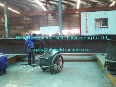 Chine En fabriquant les bâtiments en acier commerciaux pré machinés avec H sectionnez les piliers/faisceaux à vendre