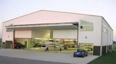 China Customized Prefabricated Steel Aircraft Hangars With Labour Saving for sale