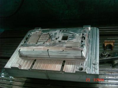 China PMMA PA66 GF Hot Runner Injection Mould Multi Single Cavity Mould for sale