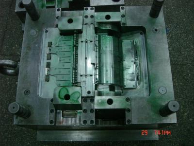 China NAK80 Metal Thin Wall Injection Molding Single Multi Cavity For Vending Machine for sale