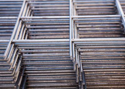 China 50 × 50 Welded Reinforcing Mesh From 3-12 Mm Reinforcing Rebar for sale