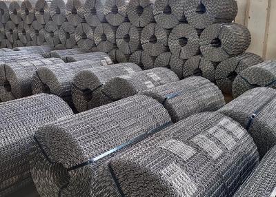 Chine 6 8 10 fils de ligne galvanisés de treillis soudés pour le revêtement de poids du béton à vendre