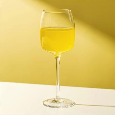 China Tronco largo de los cubiletes de Crystal Red Wine Glass Drinking mano 265ml soplado de 9 onzas en venta