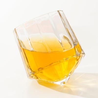 China Copos bebendo de vidro 200ml Diamond Crystal Whisky Glasses Machine Pressed de 7 onças à venda