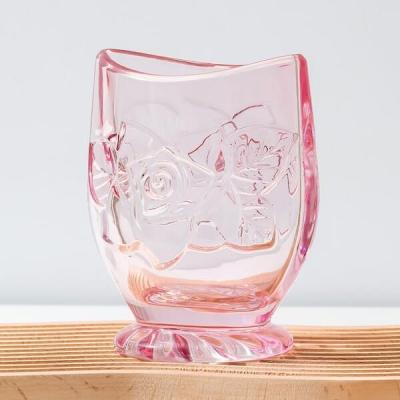 Chine Couleur créative de jet de vase formée par poissons en verre décoratifs 4,5 X 3,25 X 5,45 pouces à vendre