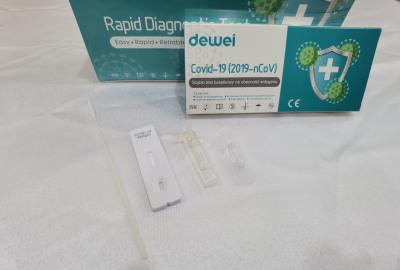 China 15 Mins Rapid Test Kit Nasal Swab Antigen Self Test Kit Colloidal Gold Method for sale