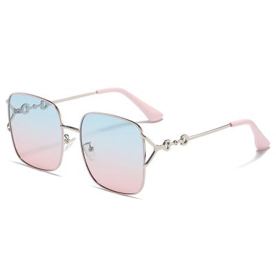 China Square Metal Frame Sunglasses Customized Logo Curved Temples for sale
