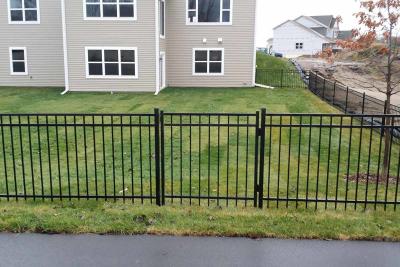 China Durable Steel Bar Wrought Iron Fence 6ft High Prefabricated Ornamental for sale