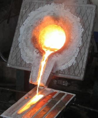 中国 250KG鋳鉄の製錬所の電気暖房の炉の鋼鉄Igotの鋳造 販売のため