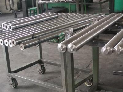 China Cylinder Hydraulic Piston Rods Carbon Steel With High Yield Strength for sale