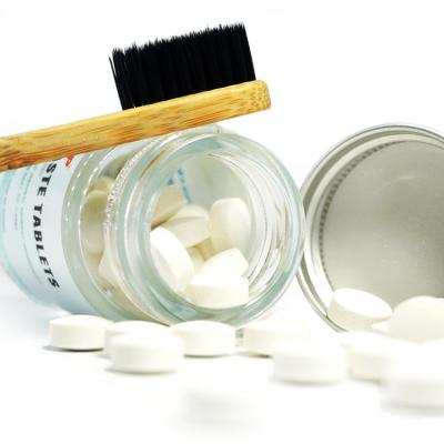 China Dientes de restauración de la respiración que blanquean cuidado oral de la píldora sólida de la crema dental de la limpieza de boca de la tableta en venta