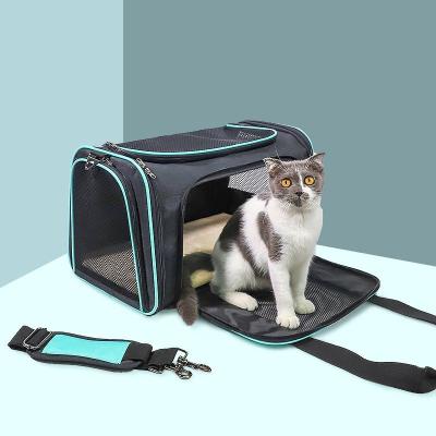 Cina Expandable Airline Approved Cat Bag Pet Cages Carrier For Travel in vendita