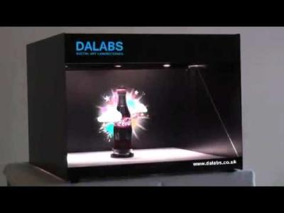 China Professional 360 Degree 3d Hologram Monitor , 32 Inch Hologram Advertising Display for sale