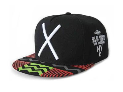 China Embroidery Logo Hip Hop Snapback Cap 56cm Cotton Acrylic Material for sale