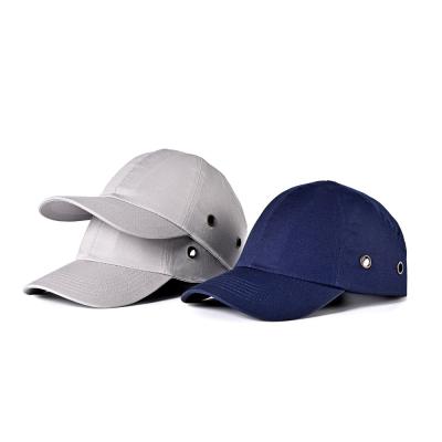 中国 EN812野球様式は涼しい隆起の帽子の軽量のABSヘルメットの挿入物を換気した 販売のため