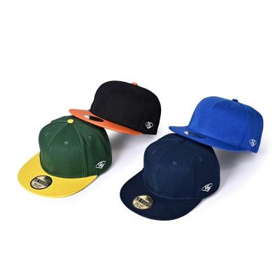 China Gorras Custom Embroidered Snapback Hats 100% Acrylic 56cm 58cm for sale