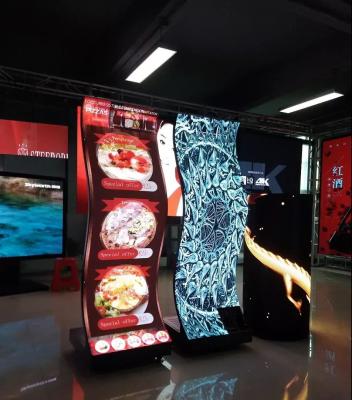 중국 실내 풀 컬러 창조적인 발광 다이오드 표시는/입방체 전시를 500 x 500mm 내각 크기 지도했습니다 판매용