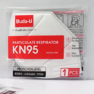 Chine Le masque protecteur KN95 jetable, 5 couches gravant l'anti dispositif en refief de FDA de masque protecteur de la poussière a énuméré à vendre