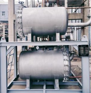 Chine Logement horizontal sanitaire de filtre d'acier inoxydable du traitement de l'eau de plan de RO de SWRO SS316L 1.0MPa à vendre