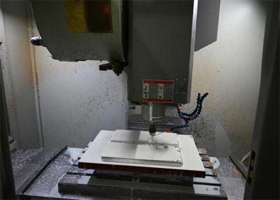 China Productos de mecanizado CNC a medida Partes de fabricación Metal plástico en venta