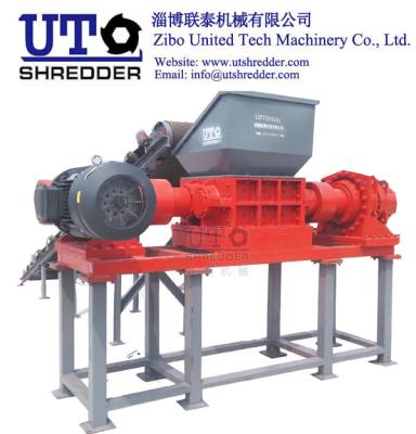 China disposal wood materials crushing machine, wood chipper, bulky woodend funiture size reduction, UT machinery shredder for sale