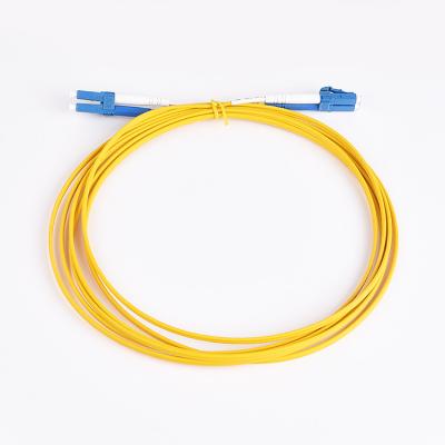 China 10G OM3 LC To SC Jumper Duplex Multimode Fiber Patch Cord for sale
