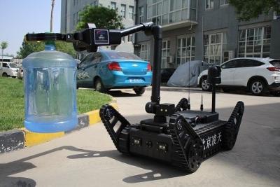 Chine 360 robots de l'équipement ER3-A EOD de terrorisme de compteur d'image de panorama de ° avec l'écran à hauteur d'affichage à cristaux liquides de lumière de 12 pouces à vendre