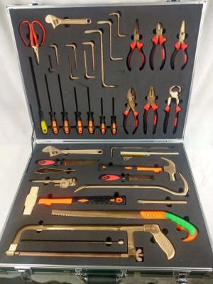 China 36 Piece Non Magnetic EOD Tool Kit Explosion Proof Beryllium Bronze Material for sale