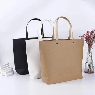Chine Tote Custom Paper Shopping Bags avec des poignées tordues à vendre