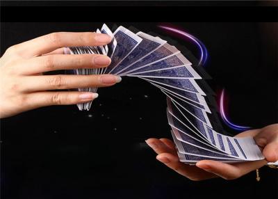 China Profesional incluso y habilidades y técnicas mágicas de la tecnología de la tarjeta del truco de cartas impar en venta