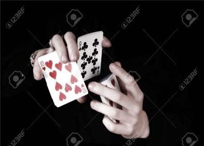 China Professional Snap Change Card Trick Magic Poker Skills And Techniques for sale