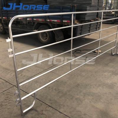 China Chinese Factory Supply Customized Design Cheap Outdoor Safety Movable Horse Fence for sale