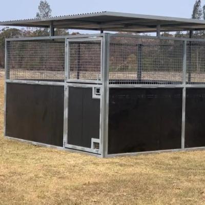 China Affordable Customized Portable Horse Stables Horse Shelters with Roof Pre-galvanized Steel Frames Infill HDPE Australian Style for sale