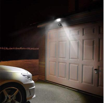 China Solar Security Light With Motion Sensor 2835 SMD 80LEDs 1000Lumens for sale