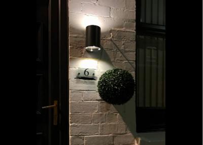 Chine Le mur solaire anthracite de jardin allume le lumen extérieur extérieur de 190mA 3000K IP65 20 à vendre