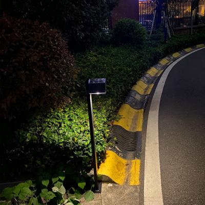 Κίνα Driveway μονάδων λούμεν χορτοταπήτων αλουμινίου ηλιακά οδηγημένα ελαφριά άχρονα 60 ηλιακά φω'τα στυλίσκων προς πώληση