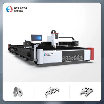 China Máquina de corte a laser de fibra de metal de chapa CNC 3000w 6000w 3015 Equipamento a laser à venda