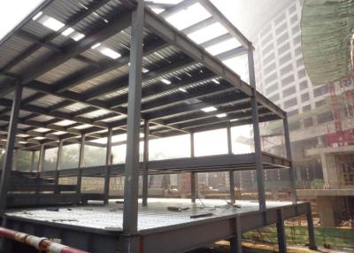 China Vorfabrizierter heller Stahlkonstruktions-Bau-mittleres Grau mit Alkyd-Zündkapsel zu verkaufen