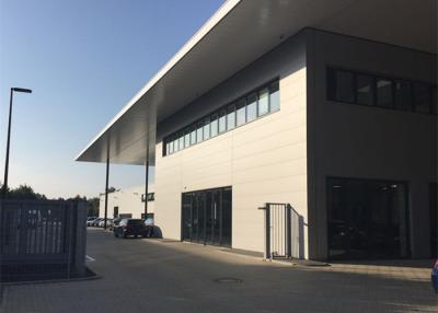 Chine Salle d'exposition de voiture de la grande envergure 4s établissant le type portail de lumière de cadre avec galvanisé à vendre